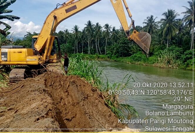 
					Normalisasi Sungai Cabang 3 Bolano Lambunu (Foto : PUPRPOnline)